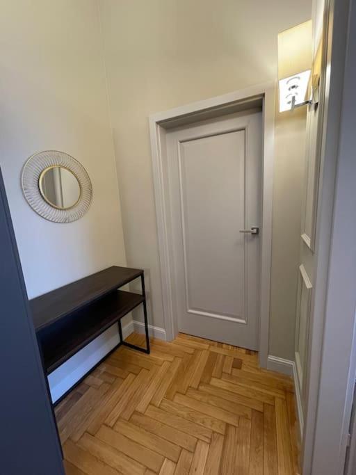 Crown Pearl - Wonderful Apartment, 110Scm, 4 Rooms Kraków Zewnętrze zdjęcie
