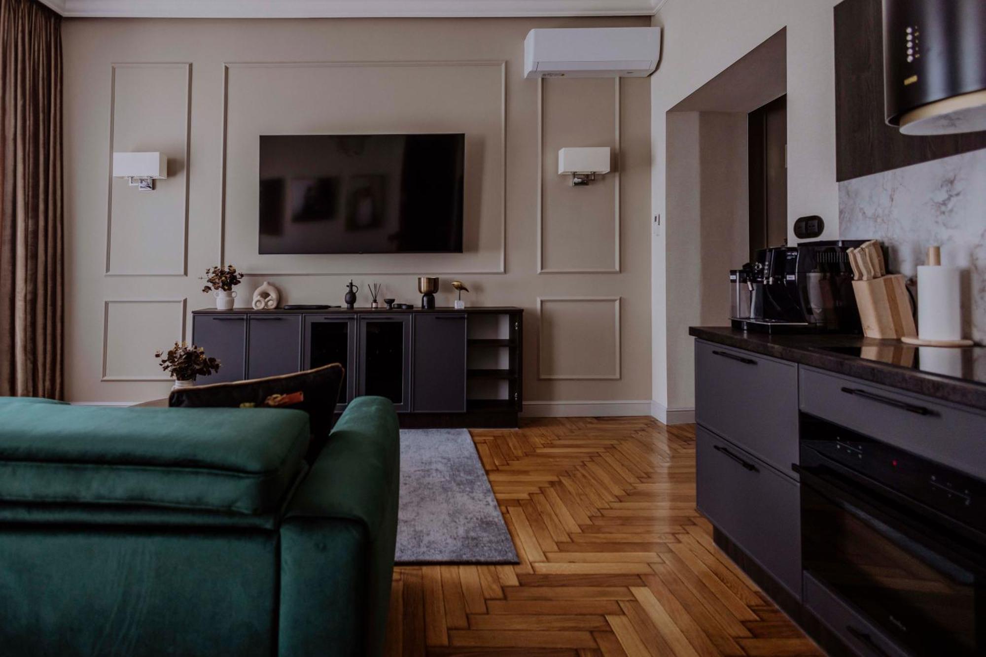 Crown Pearl - Wonderful Apartment, 110Scm, 4 Rooms Kraków Zewnętrze zdjęcie